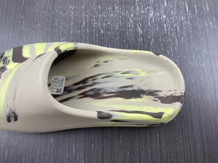 Rep LY Adidas Yeezy Slide FZ5899