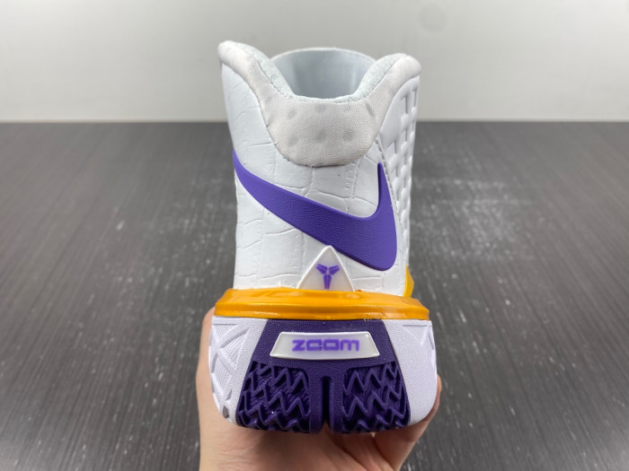 TB Nike Kobe 3 SL MVP 318695-151