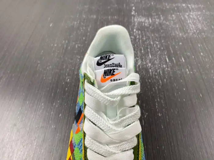 Cheap LY sacai x Nike Waffle Woven Green Gusto DR5209-300