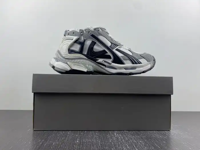 Rep LY BLCG RUNNER SNEAKER 772774 W3RNY 9012