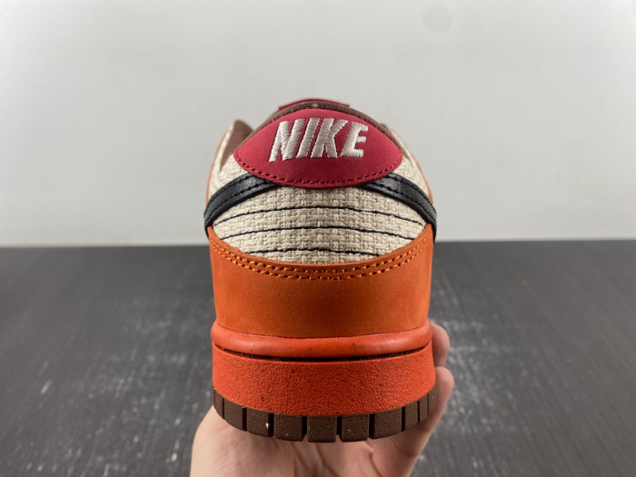 TB Nike SB Dunk Low Top Ramen 313170-101