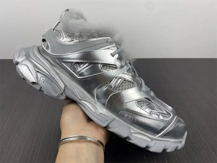 Cheap LY BLCG TRACK SNEAKER 668556 W3FS2 8181