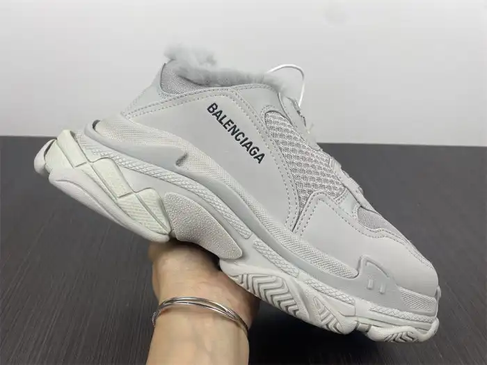 Cheap LY BLCG TRIPLE S SNEAKER 668563 W3CQ5 1210