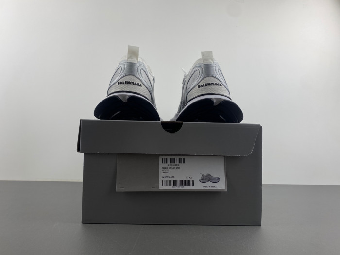 KICKWHO BLCG CIRCUIT SNEAKER 793945 WFLGY 9100