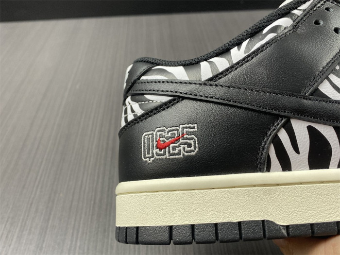 KICKWHO Quartersnacks x Dunk Low SB 'Little Debbies Zebra Cakes' DM3510-001