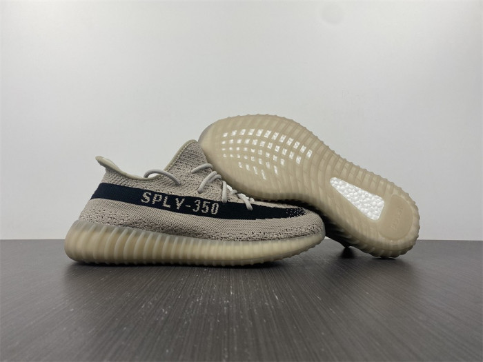 TB Adidas Yeezy Boost 350 V2 Beige Black HP7870