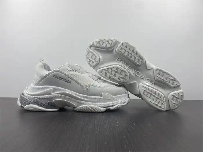 Bmlin BLCG TRIPLE S SNEAKER 536737 W2F54 1200