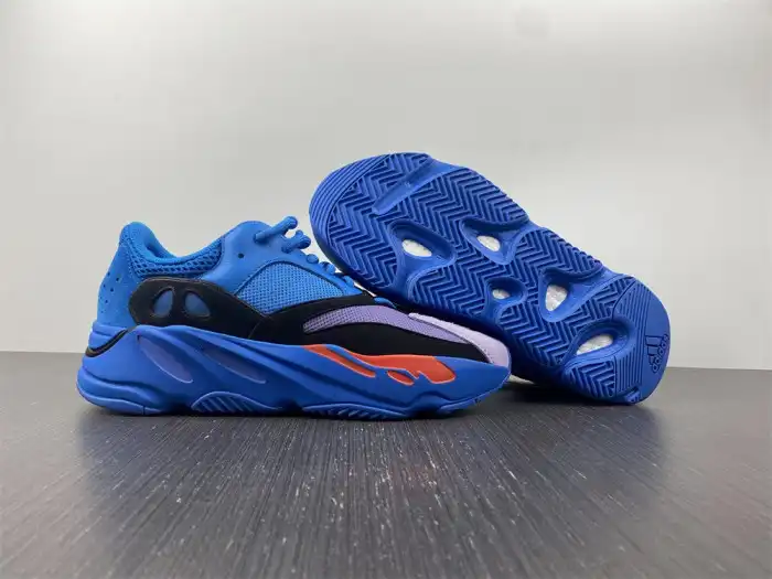 Bmlin ADIDAS YEEZY BOOST 700 HI-RES BLUE HP6674