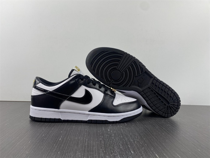 TB Nike Dunk Low World Champ DR9511-100