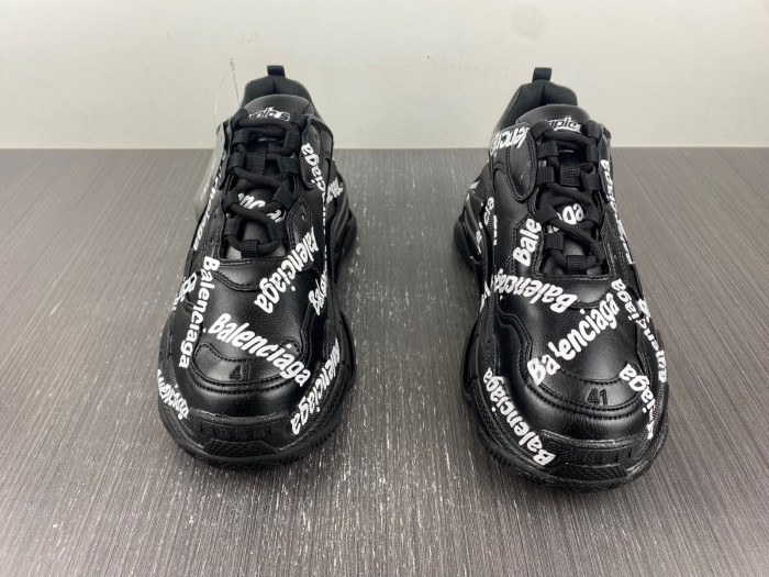 KICKWHO BLCG TRIPLE S SNEAKER 536737 W2FAB 1090