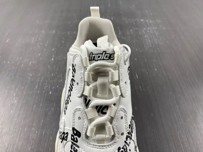 Rep LY BLCG TRIPLE S SNEAKER 524039 W2FAB 9010