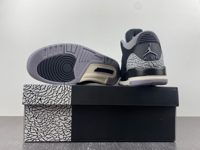 TB Air Jordan 3 WMNS Off Noir CK9246-001