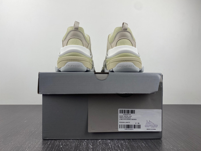 TB BLCG TRIPLE S SNEAKER 524039 W2FW4 9790