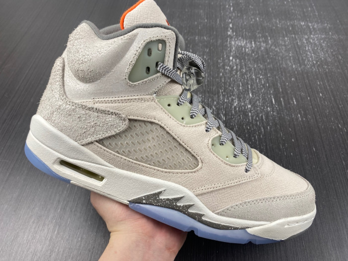 TB Air Jordan 5 Retro SE Craft Light Orewood Brown FD9222-180