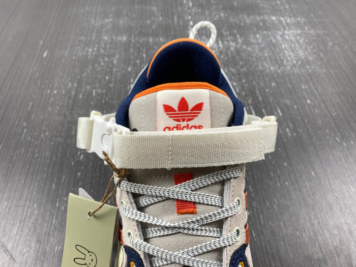 KICKWHO Adidas Forum Buckle Low Bad Bunny Cangrejeros de Santurce GZ9796