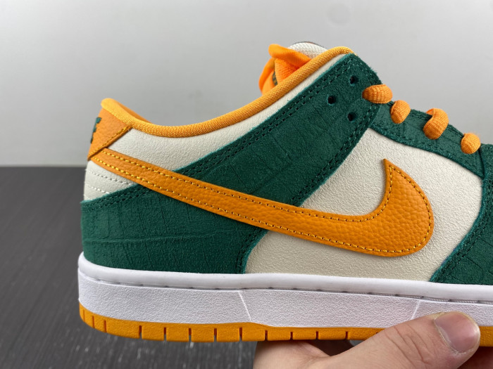 TB Nike SB Dunk Low Legion Pine Kumquat 304292-383