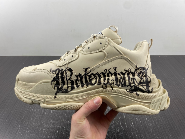 TB BLCG TRIPLE S SNEAKER 536737 W2FAY 9016