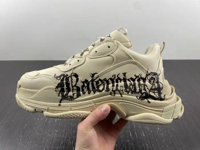 Reps LY BLCG TRIPLE S SNEAKER 536737 W2FAY 9016