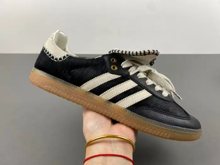 Rep LY adidas Samba Pony Tonal Wales Bonner Core Black IE0580