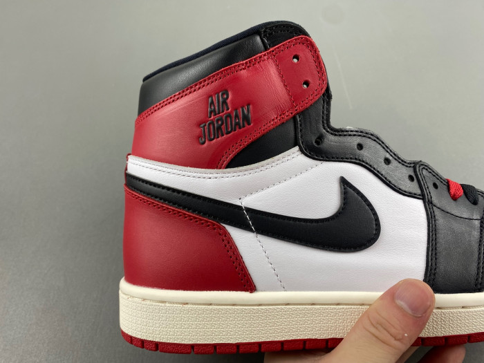 TB Air Jordan 1 High OG Black Toe Reimagined DZ5485-106