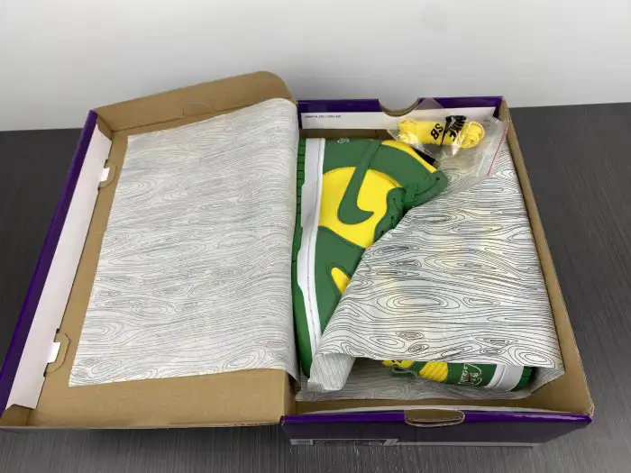 Cheap LY Nike SB Dunk High Supreme By Any Means Brazil DN3741-700