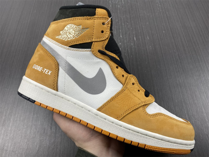 TB Jordan 1 High Element Gore-Tex Light Curry DB2889-700