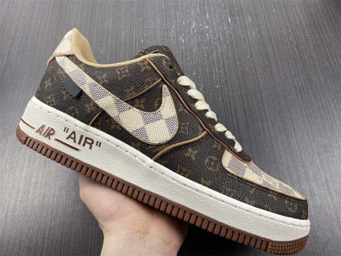 TB Nike Air Force 1 LV Low