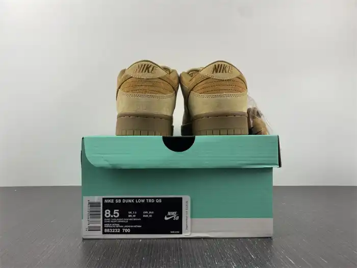 Reps LY Nike SB Dunk Low Wheat (2017) 883232-700