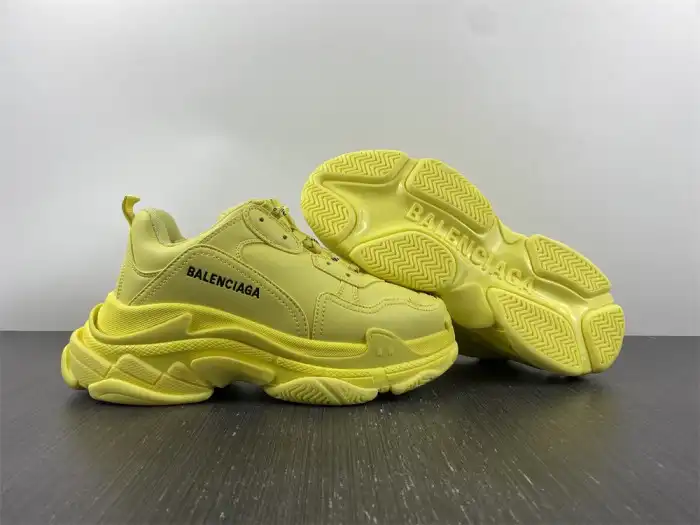 Reps LY BLCG TRIPLE S SNEAKER 524039 W1FB5 2308