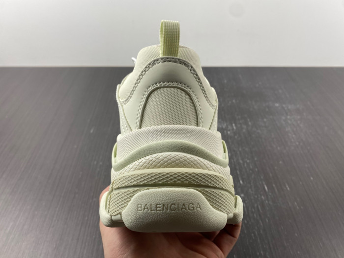 KICKWHO BLCG TRIPLE S SNEAKER 524039 W2CR5 9001