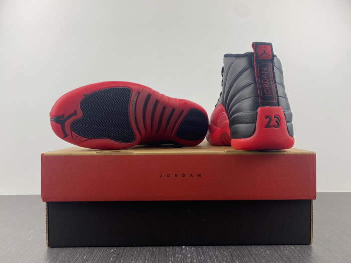 TB Jordan 12 Retro Flu Game (2016) 130690-002