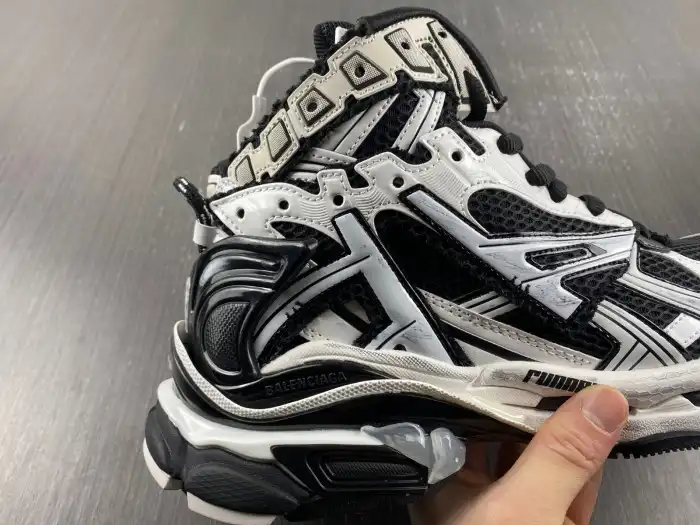 Reps LY BLCG RUNNER HIGH TOP SNEAKER 695764 W3RH2 9218