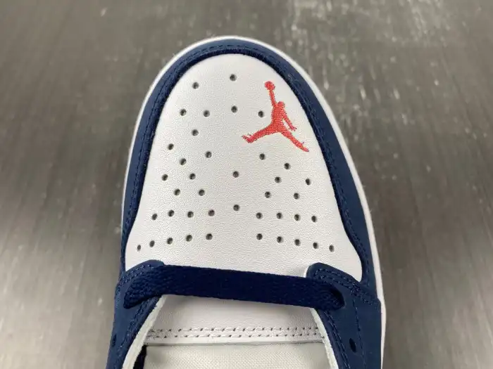 Kick Theory Jordan 1 Low SB Midnight Navy CJ7891-400