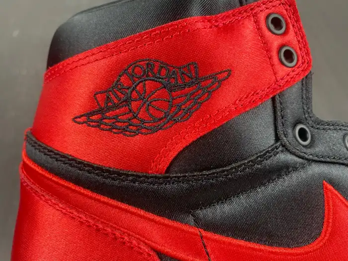 Cheap Air Jordan 1 High OG WMNS Satin Bred FD4810-061