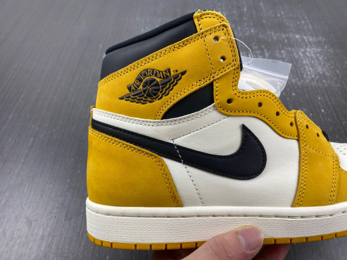 TB Air Jordan 1 High OG Yellow Ochre DZ5485-701