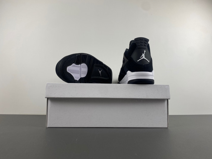 TB AIR JORDAN 4 "WHITE THUNDER" FQ8138-001