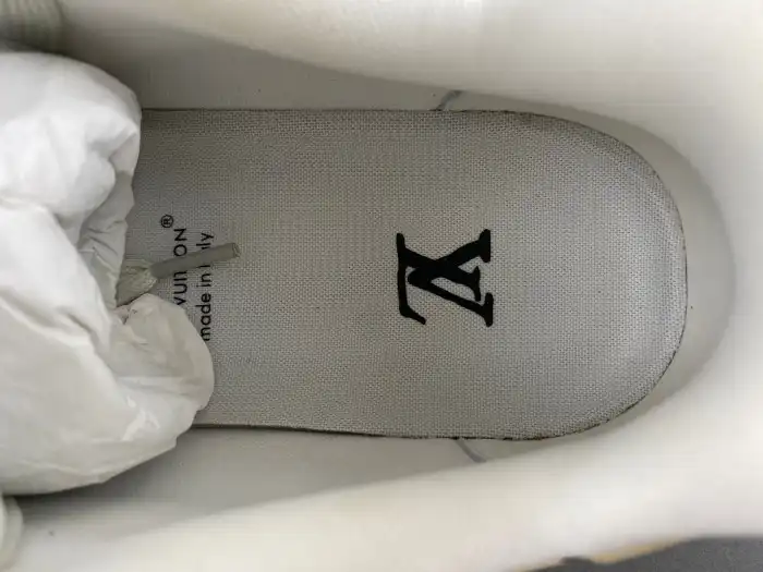 Cheap LY LV TRAINER SNEAKER 24072201