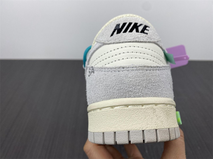 TB Nike Dunk Low Off-White Lot 36 DJ0950-107