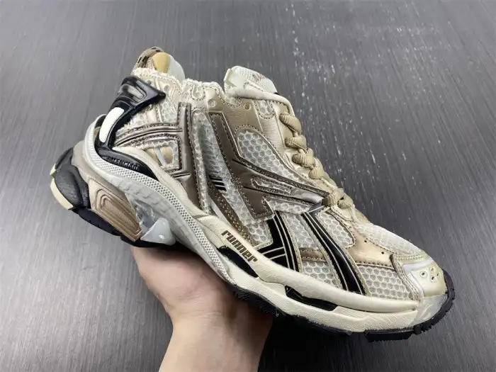 Reps LY BLCG RUNNER SNEAKER 677403 W3RN1 1125