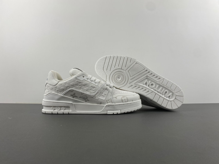 TB LV TRAINER SNEAKER 24052404