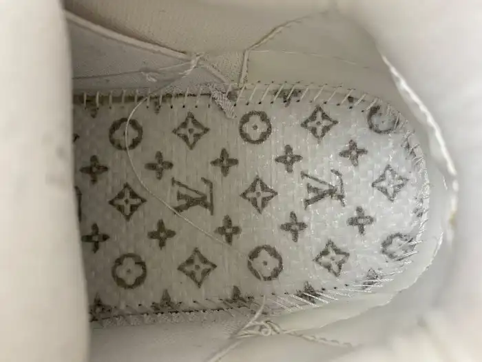 Rep LY LV TRAINER SNEAKER 24052502