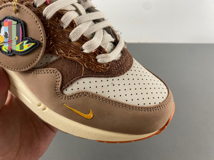 KICKWHO Nike Air Max 1 '87 Luxe University of Oregon PE (2024) (Numbered) HQ2639-100