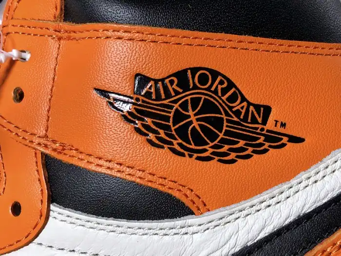 Kicked Out Shoe Store Air Jordan 1 Shattered Backboard Away 555088-113