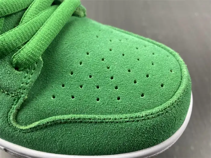 Cheap LY Nike SB Dunk Low St. Patricks Day BQ6817-303