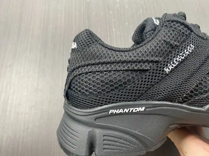 Cheap LY BLCG PHANTOM SNEAKER 678869 W2E92 1000