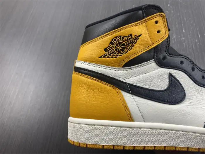 Affordable Air Jordan 1 High OG Yellow Toe 555088-711