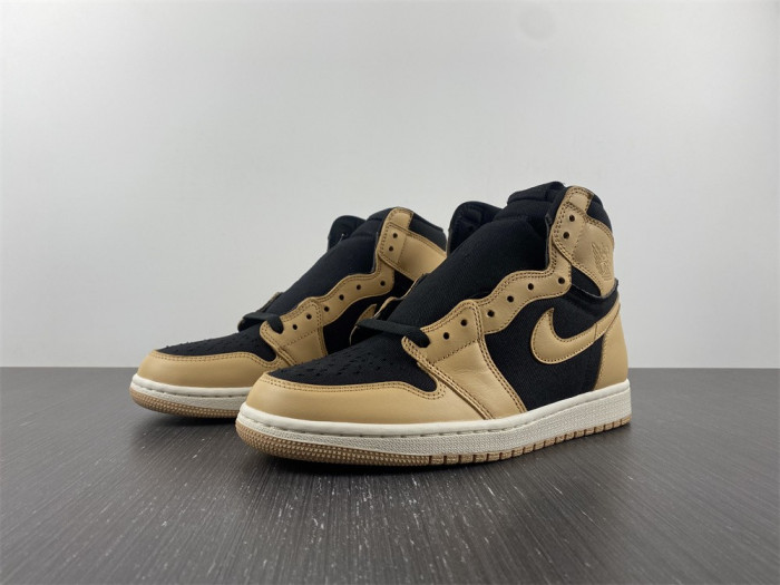 TB Air Jordan 1 High OG Heirloom 555088-202