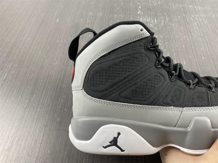 TB Jordan 9 Retro Particle Grey CT8019-060