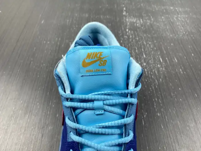 Reps LY Nike SB Dunk Low Run The Jewels DO9404-400