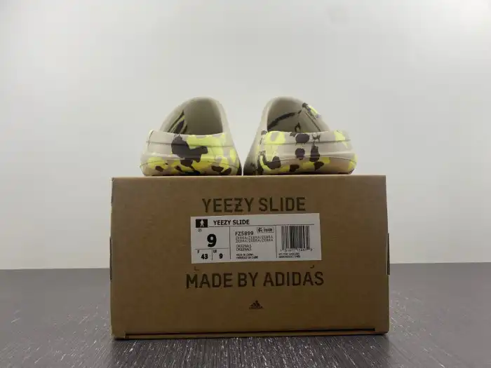 Rep LY Adidas Yeezy Slide FZ5899